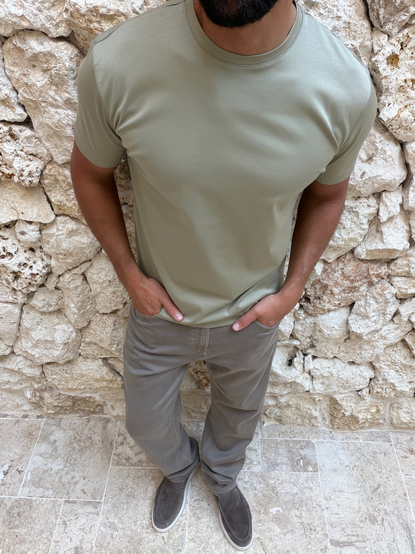 T-shirt Supima pour homme, coloris Kaki | COMOCLO