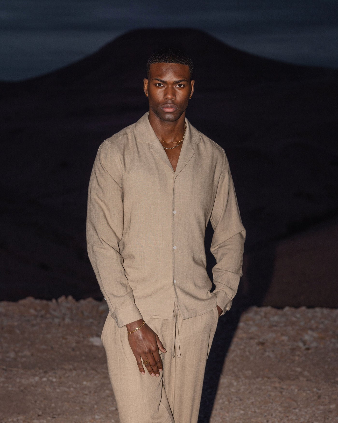 Chemise Lin pour homme, coloris Olive | COMOCLO